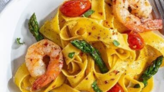 Pappardelle, Prawns & Asparagus
