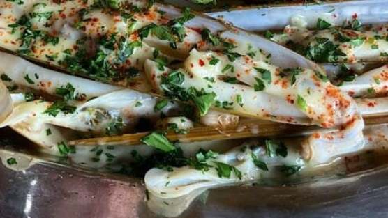Razor Clams with Beurre Blanc
